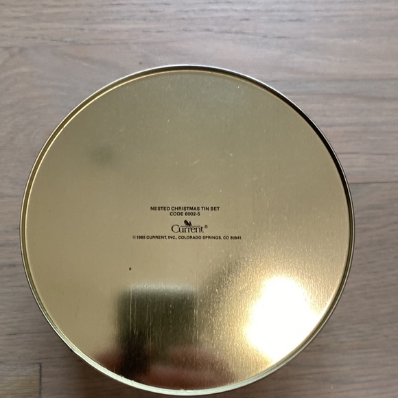 Set of 3 Nesting Holiday Tins - Picture 4 of 11